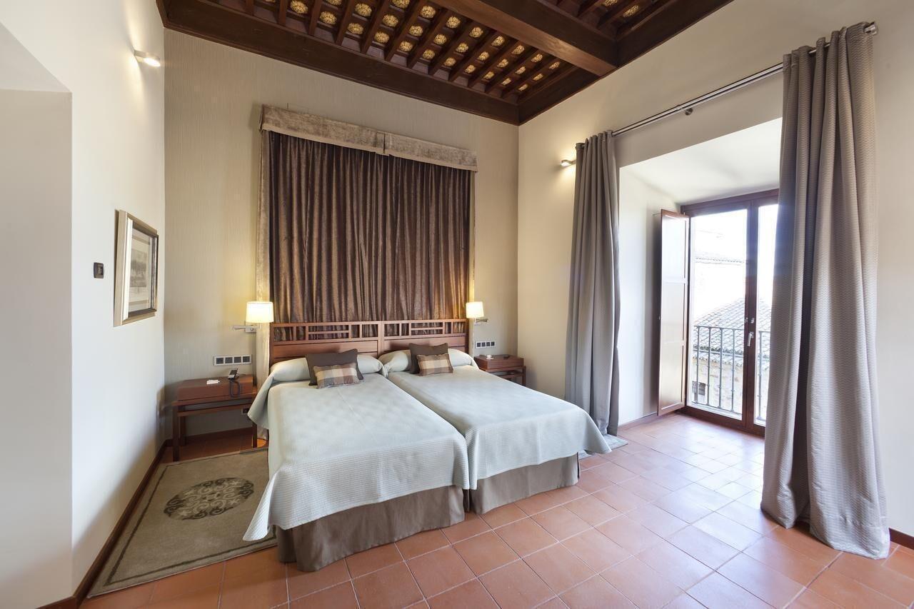 Parador De Caces מראה חיצוני תמונה