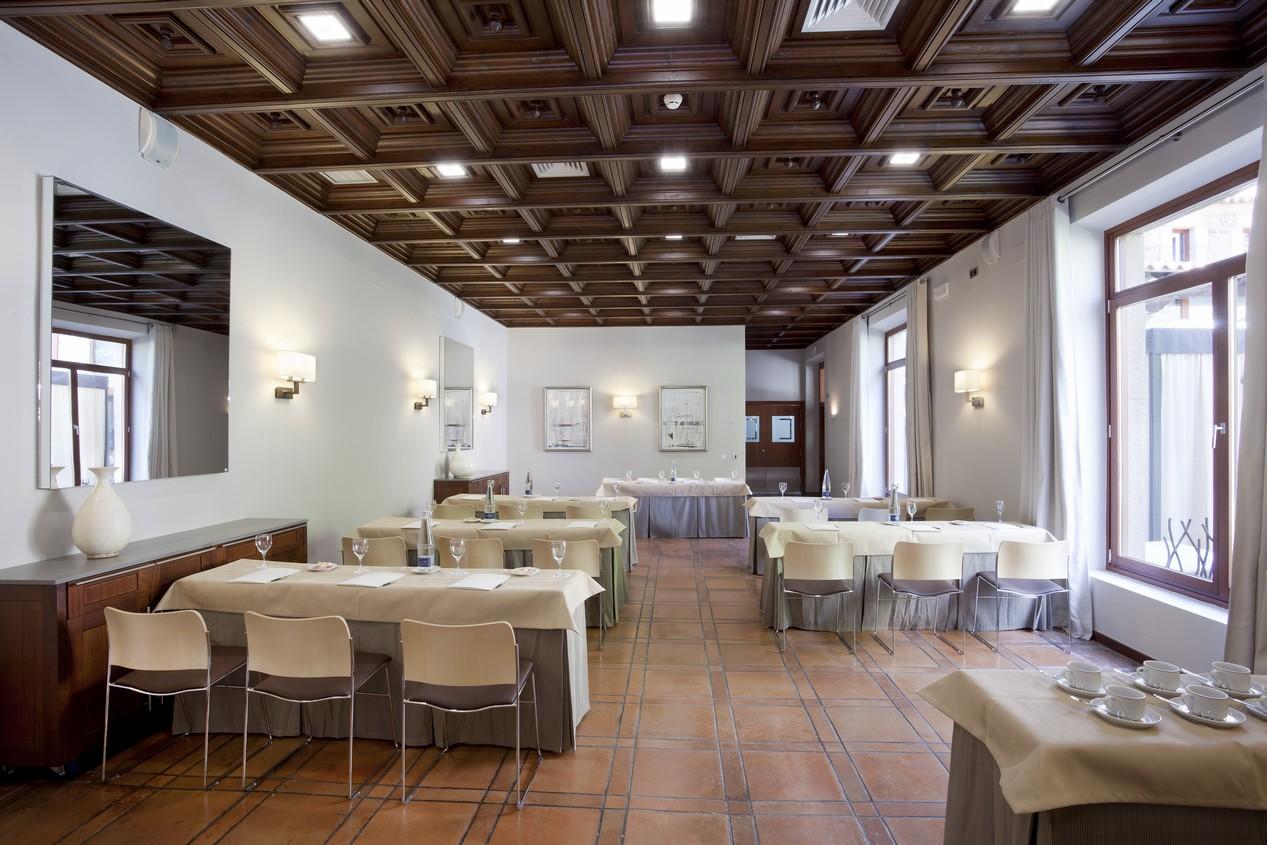 Parador De Caces מראה חיצוני תמונה