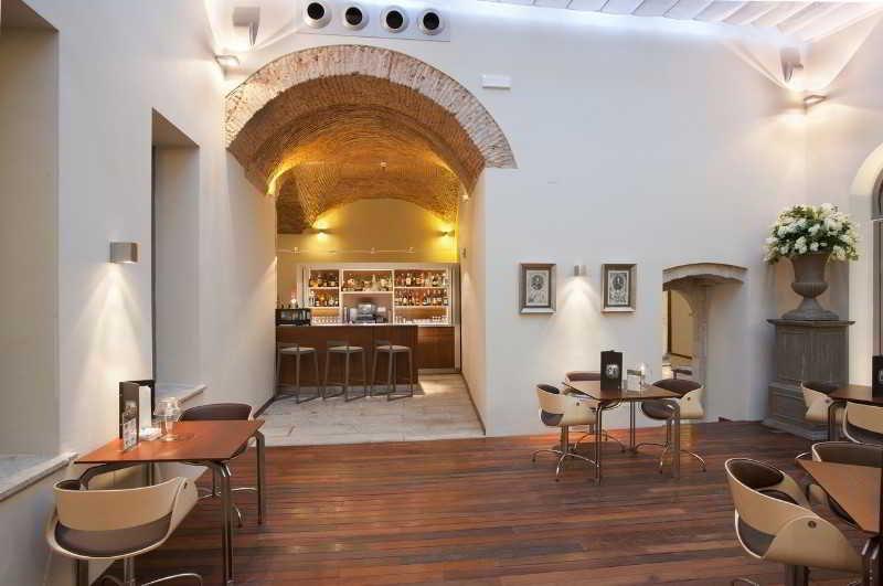 Parador De Caces מראה חיצוני תמונה
