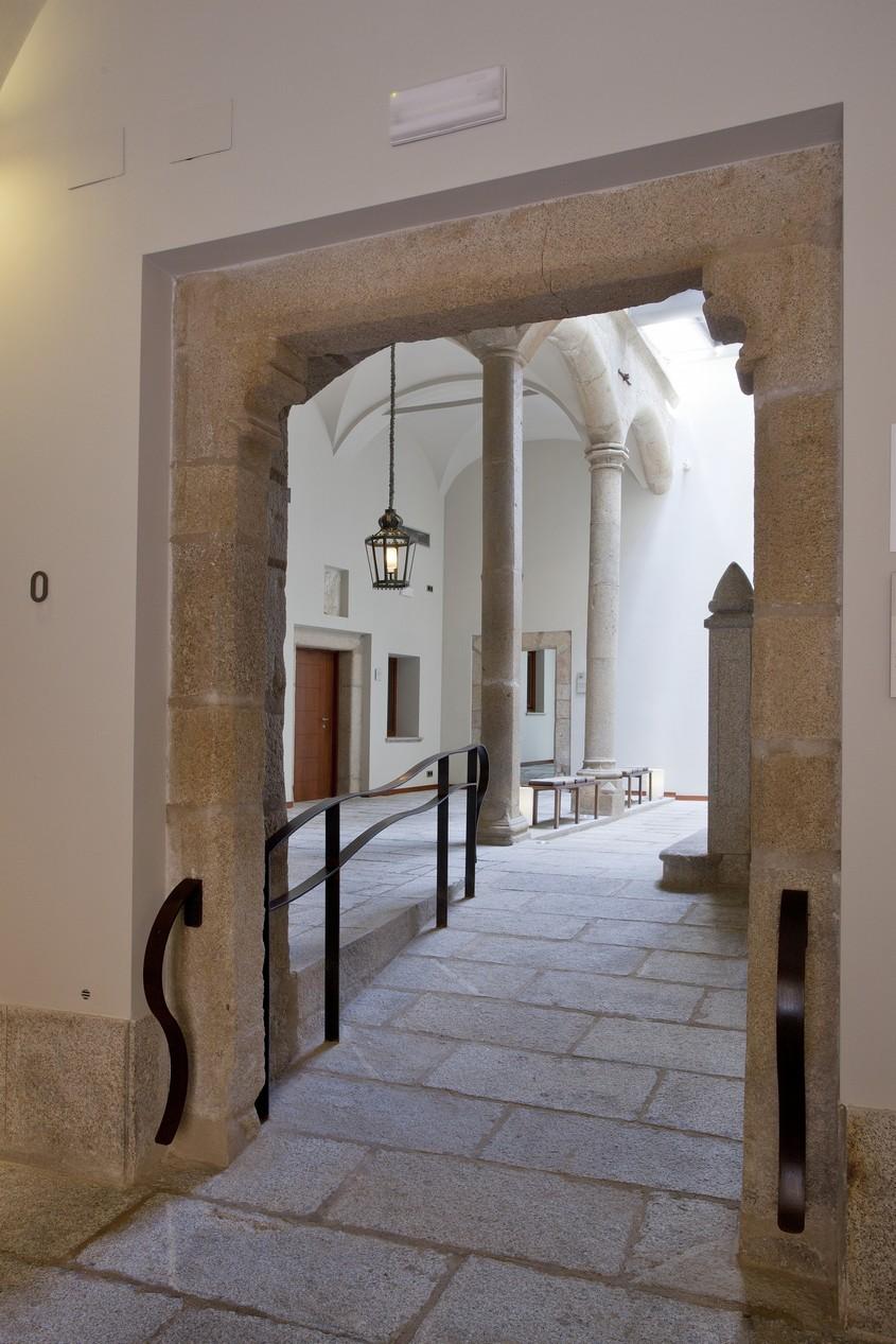 Parador De Caces מראה חיצוני תמונה