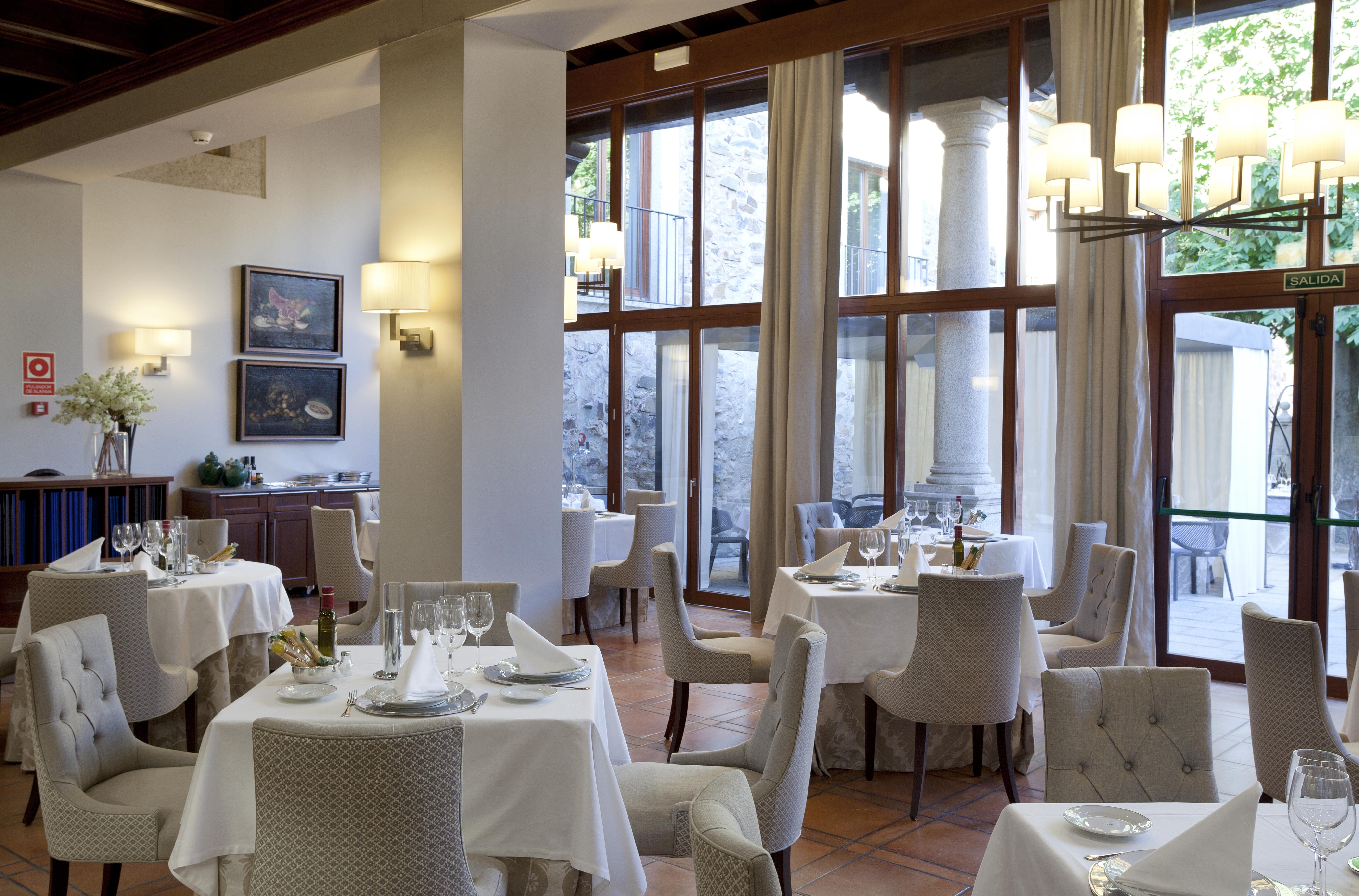 Parador De Caces מראה חיצוני תמונה