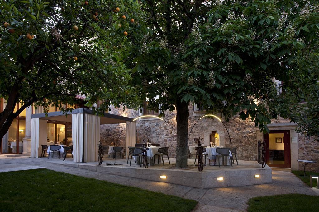 Parador De Caces מראה חיצוני תמונה