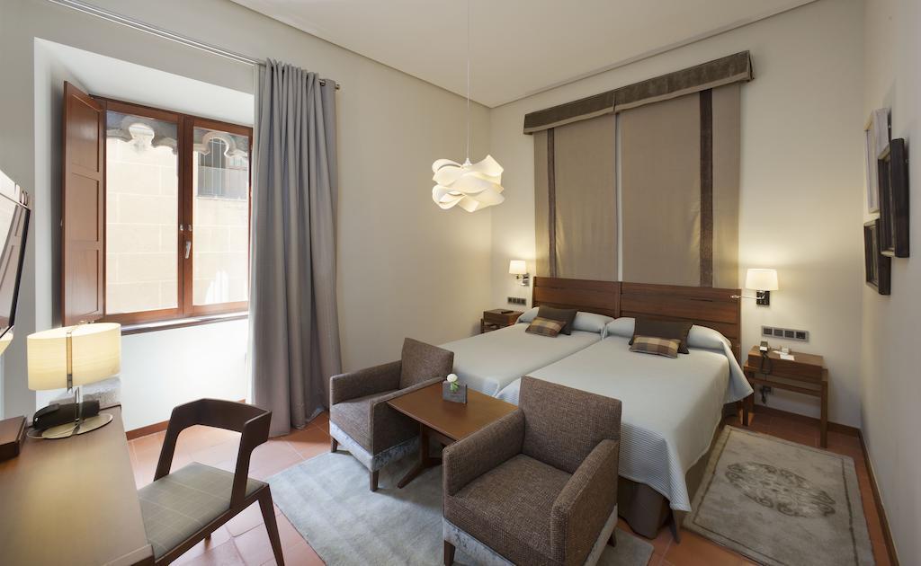 Parador De Caces מראה חיצוני תמונה